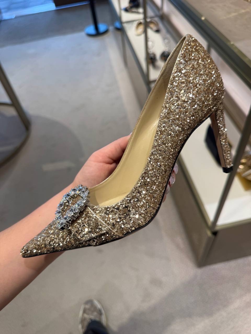 JIMMY CHOO Pumps front view - Women's luxury Shoes