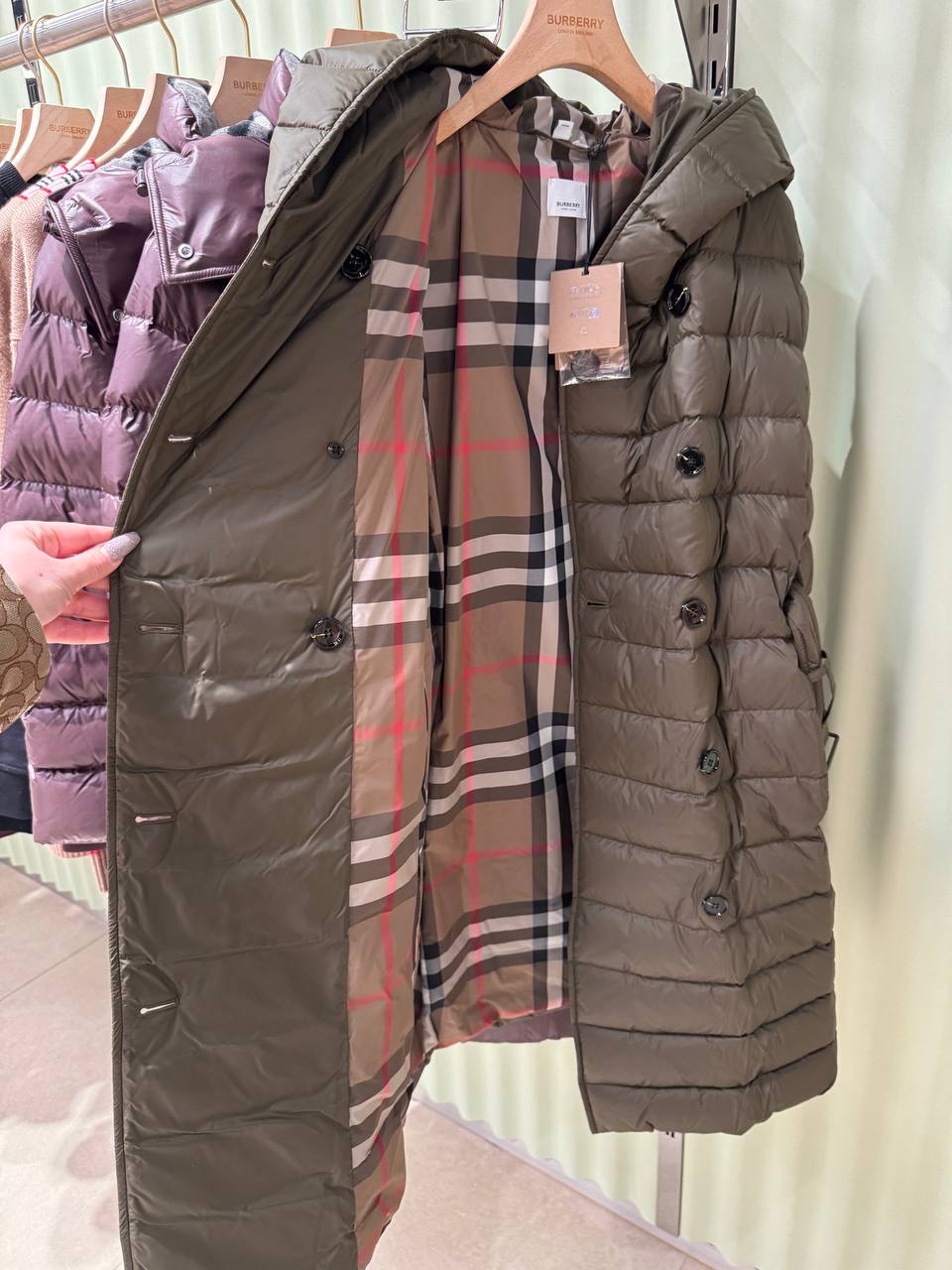 BURBERRY Down jacket side view - Women's luxury Clothes