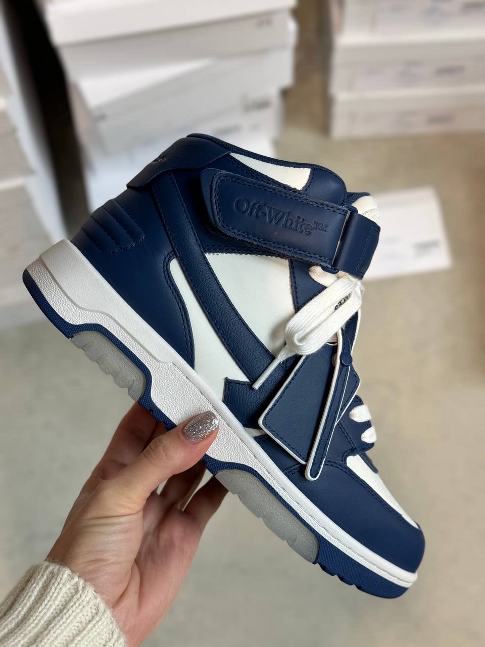 OFF-WHITE Sneakers front view - Men's luxury Shoes