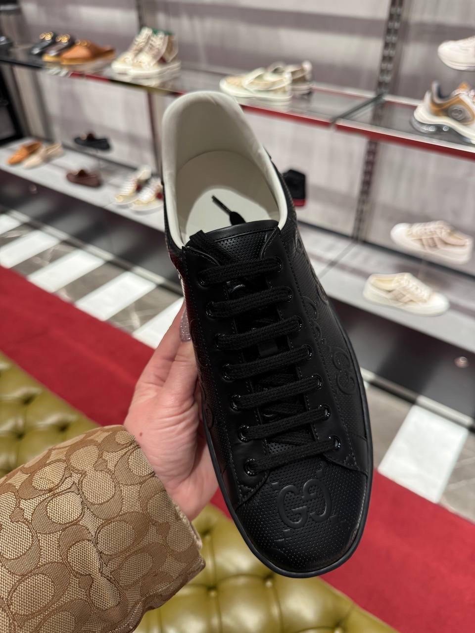 GUCCI Sneakers side view - Men's luxury Shoes