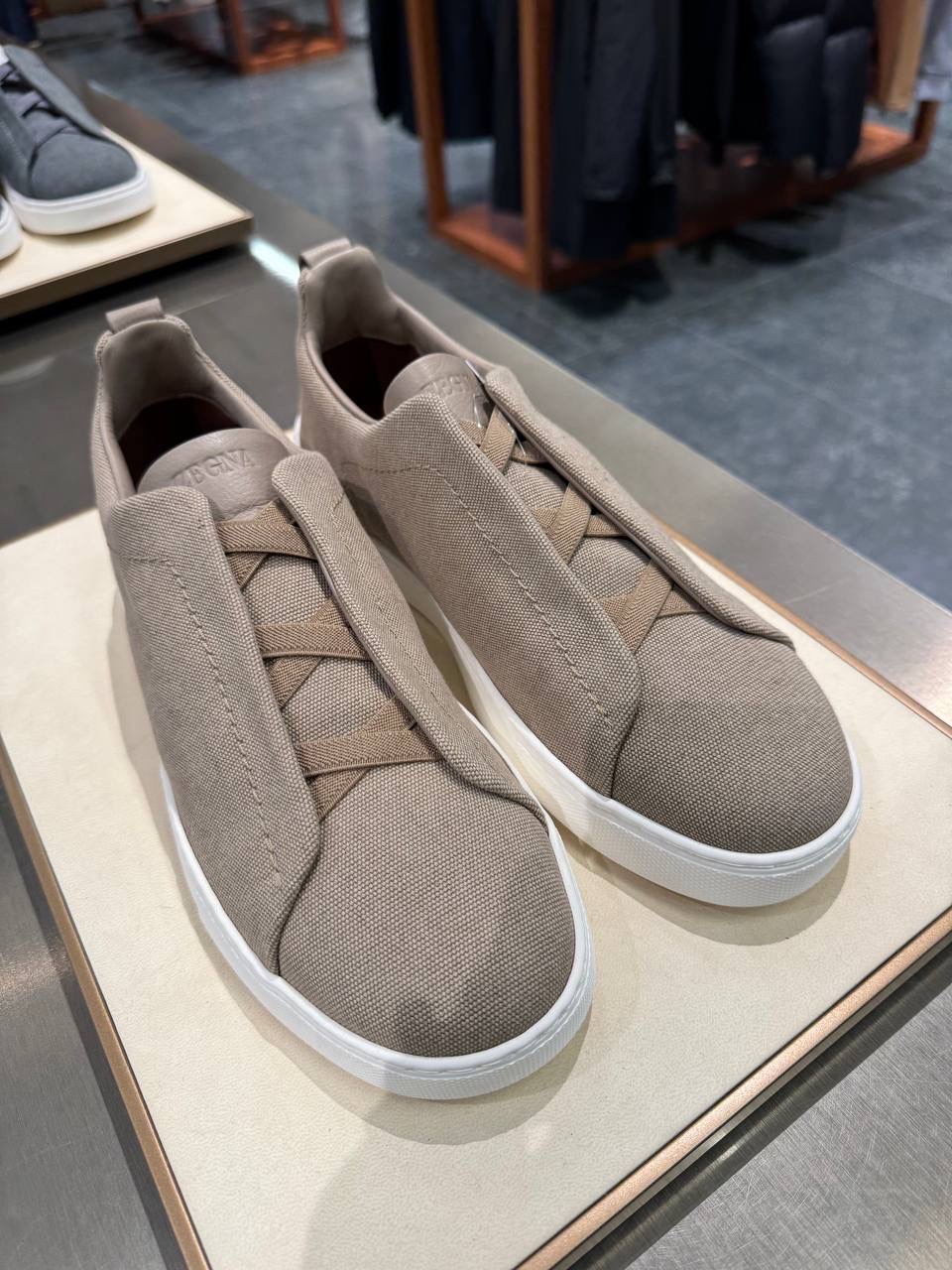ERMENEGILDO ZEGNA Sneakers side view - Men's luxury Shoes