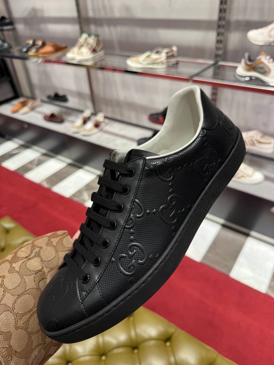 GUCCI Sneakers front view - Men's luxury Shoes