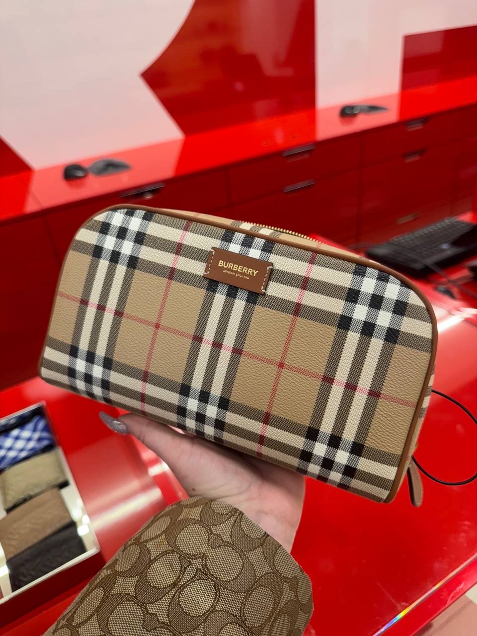 BURBERRY Wallets and small leather goods front view - unisex luxury Accessories