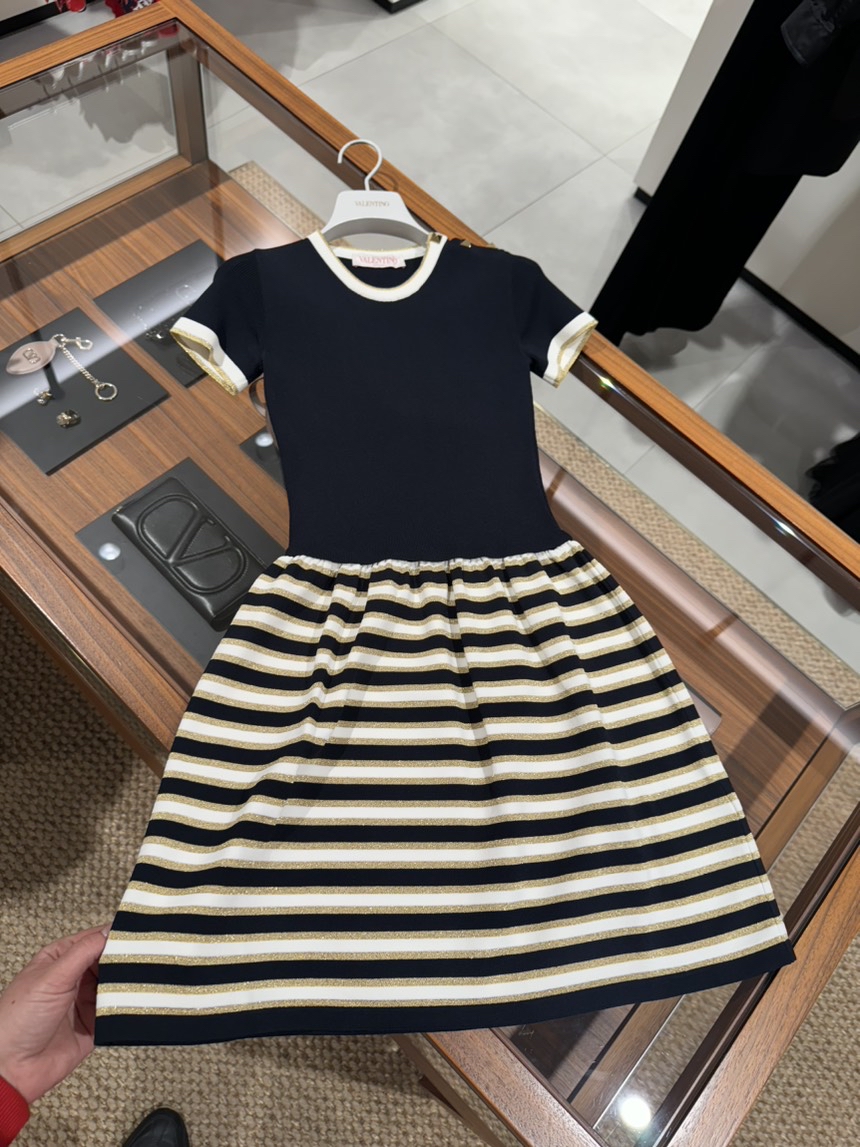 VALENTINO GARAVANI Dresses front view - Women's luxury Clothes