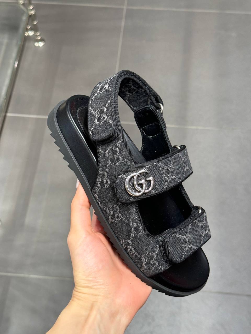 GUCCI Sandals front view - Women's luxury Shoes