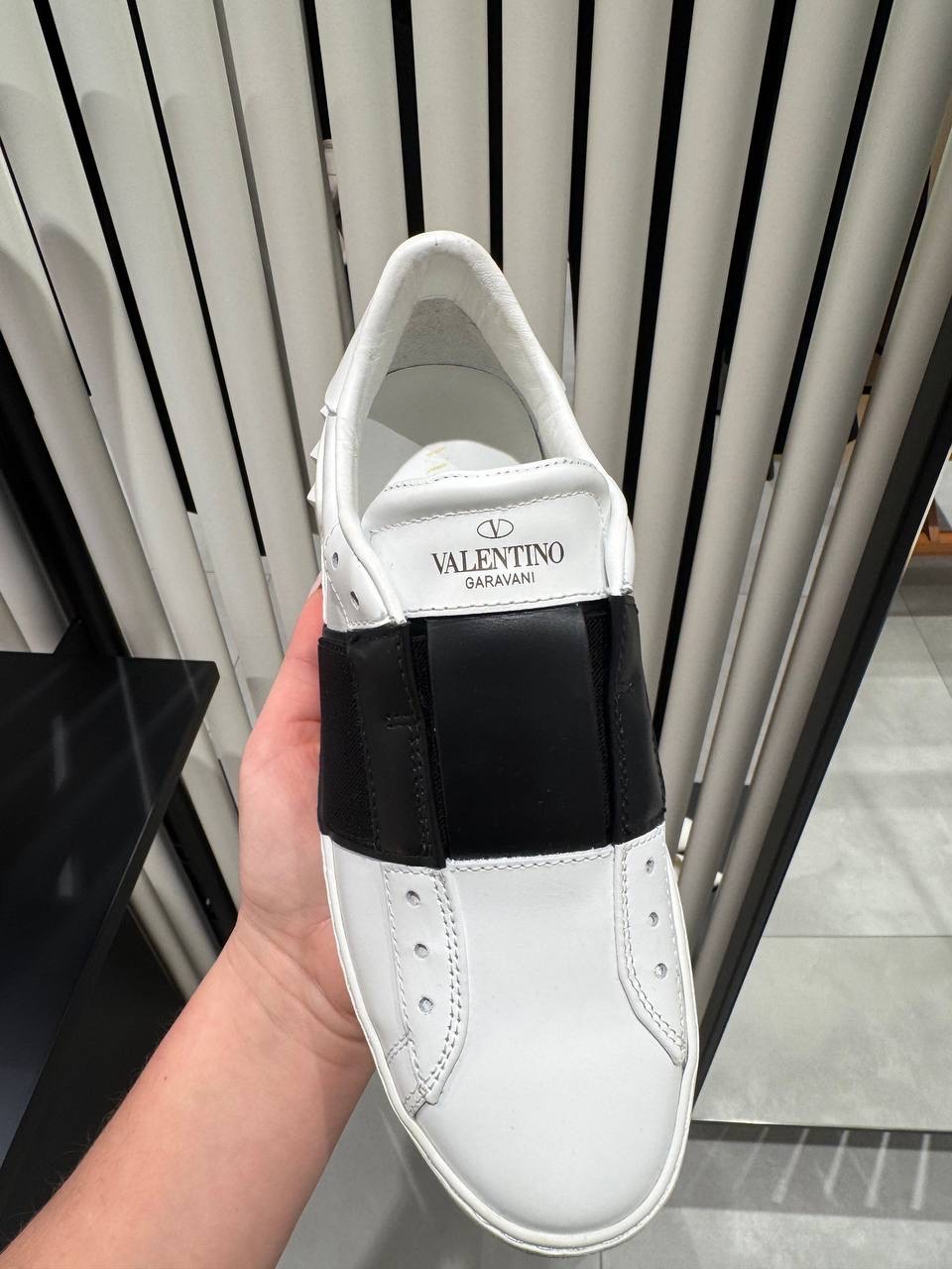 VALENTINO GARAVANI Sneakers side view - Women's luxury Shoes