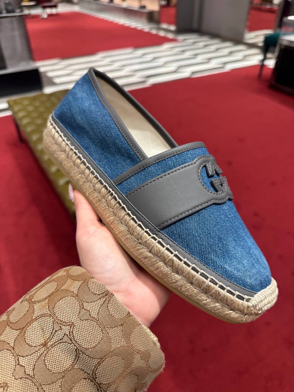 GUCCI Espadrilles front view - Men's luxury Shoes