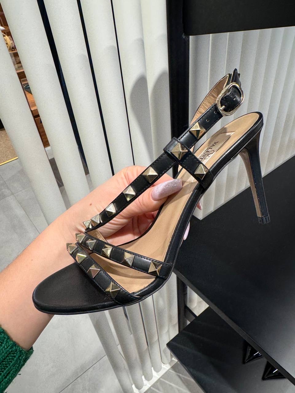 VALENTINO GARAVANI Sandals front view - Women's luxury Shoes