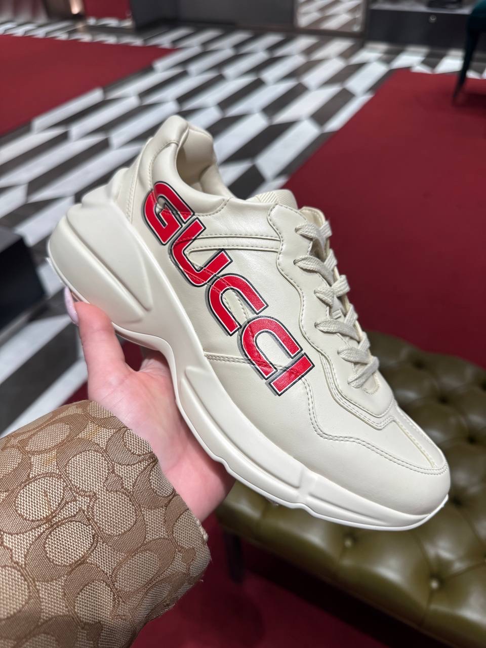GUCCI Sneakers front view - Men's luxury Shoes
