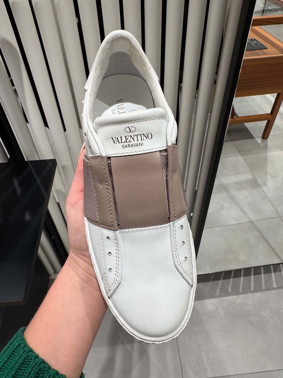 VALENTINO GARAVANI Sneakers side view - Women's luxury Shoes