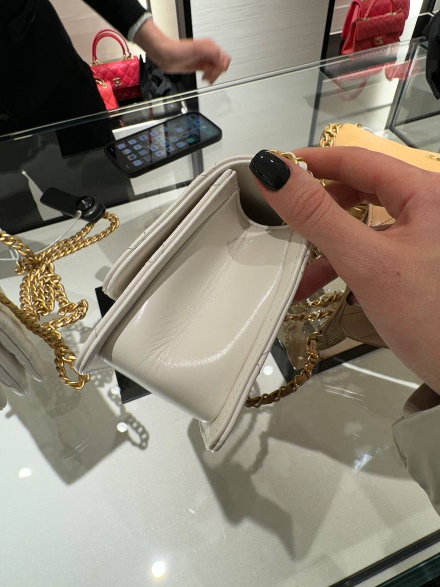 CHANEL Crossbody bags side view - Women's luxury Bags
