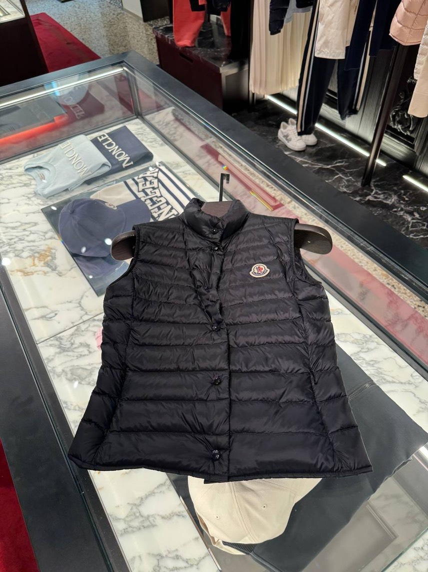 MONCLER Gilets front view - Women's luxury Clothes