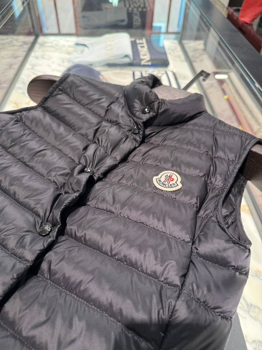 MONCLER Gilets side view - Women's luxury Clothes