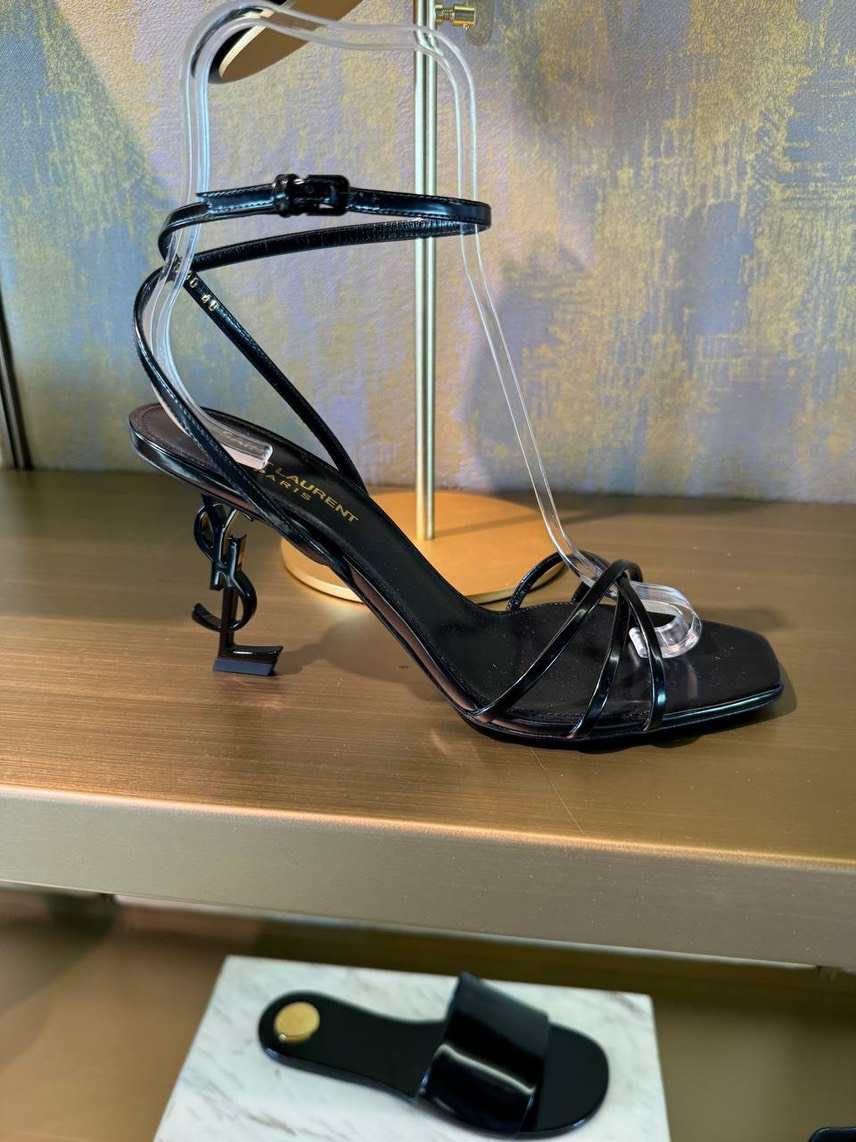 YVES SAINT LAURENT Sandals front view - Women's luxury Shoes