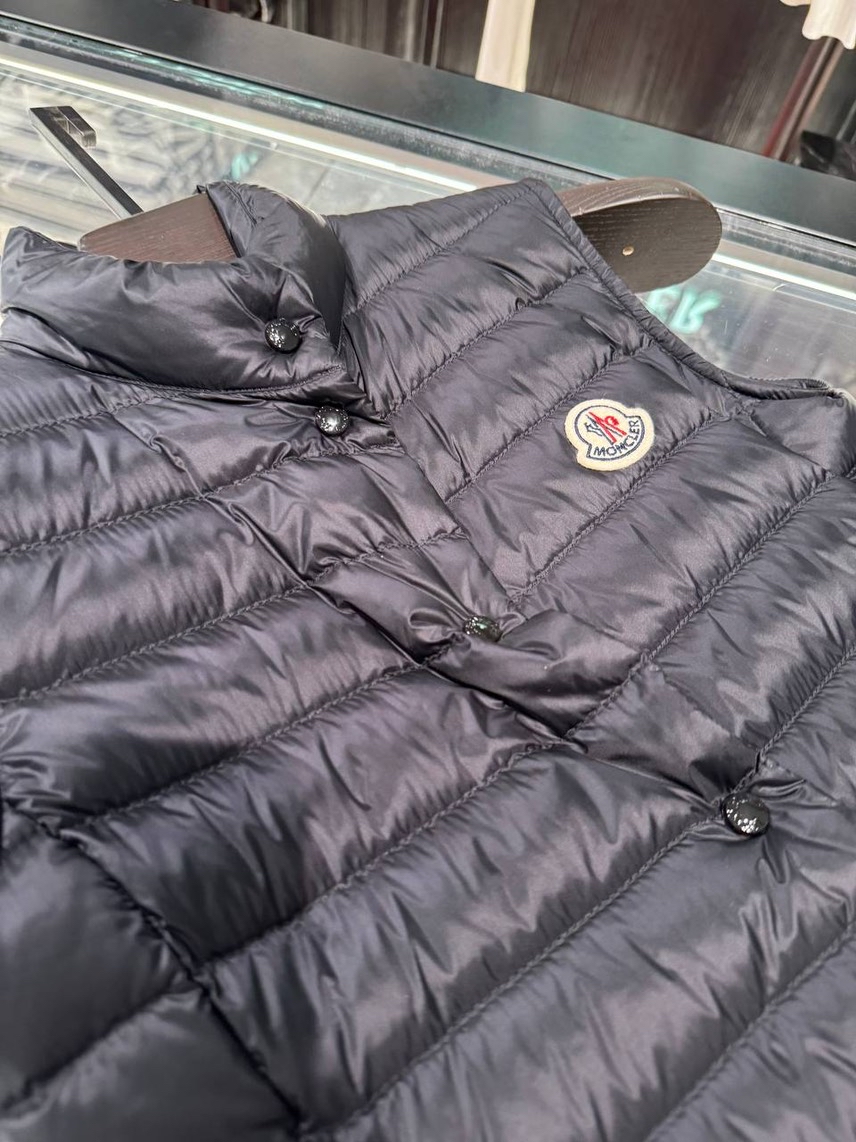MONCLER Gilets side view - Women's luxury Clothes