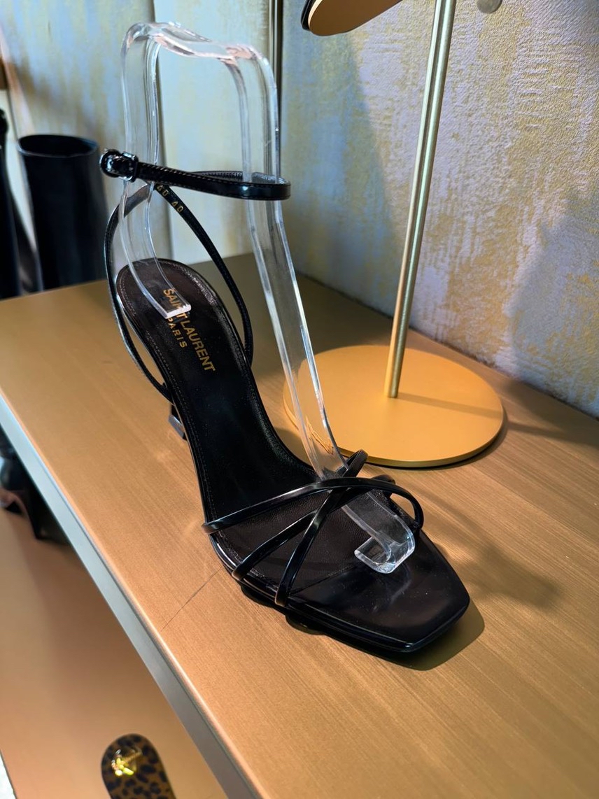 YVES SAINT LAURENT Sandals side view - Women's luxury Shoes