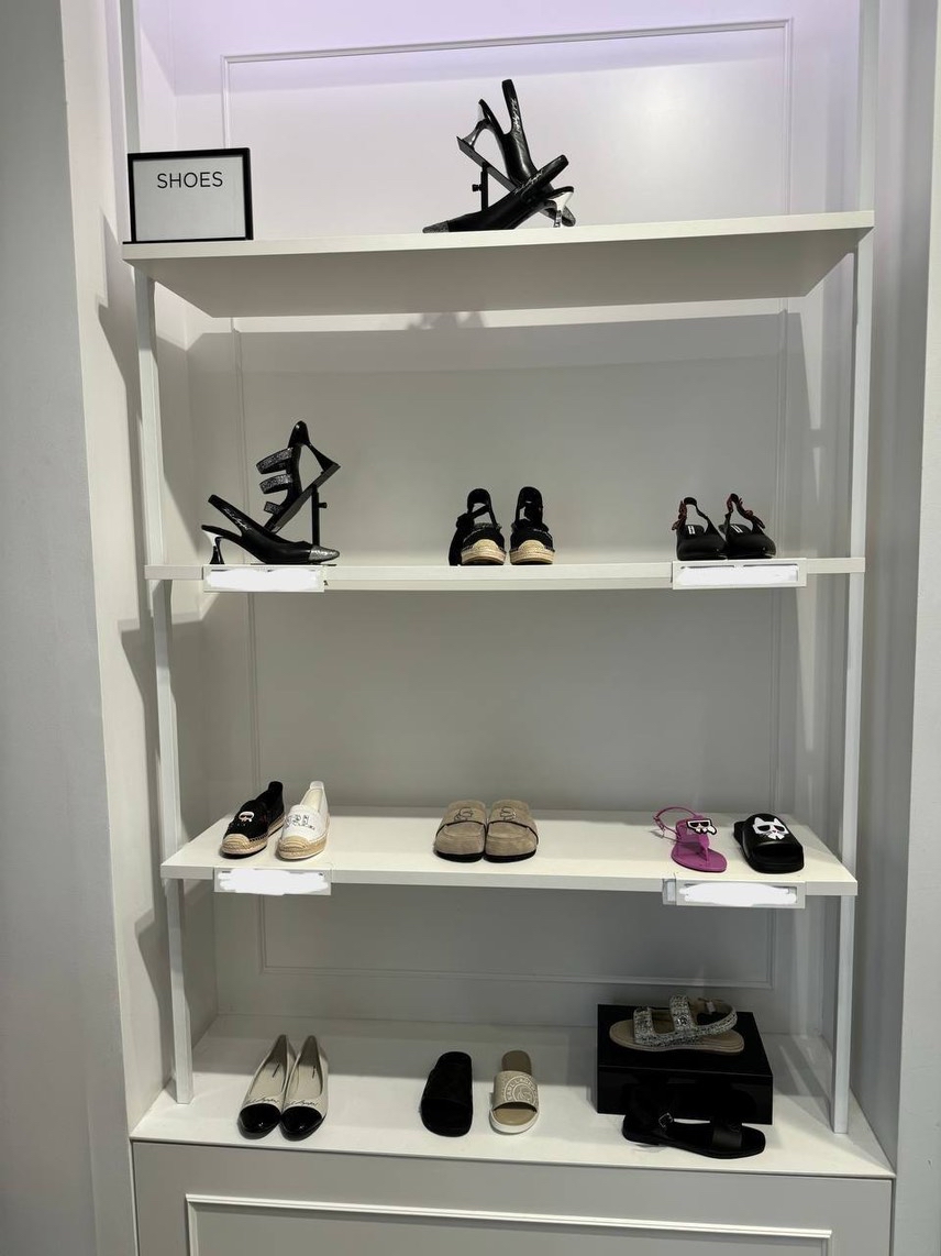 KARL LAGERFELD Sandals side view - Women's luxury Shoes