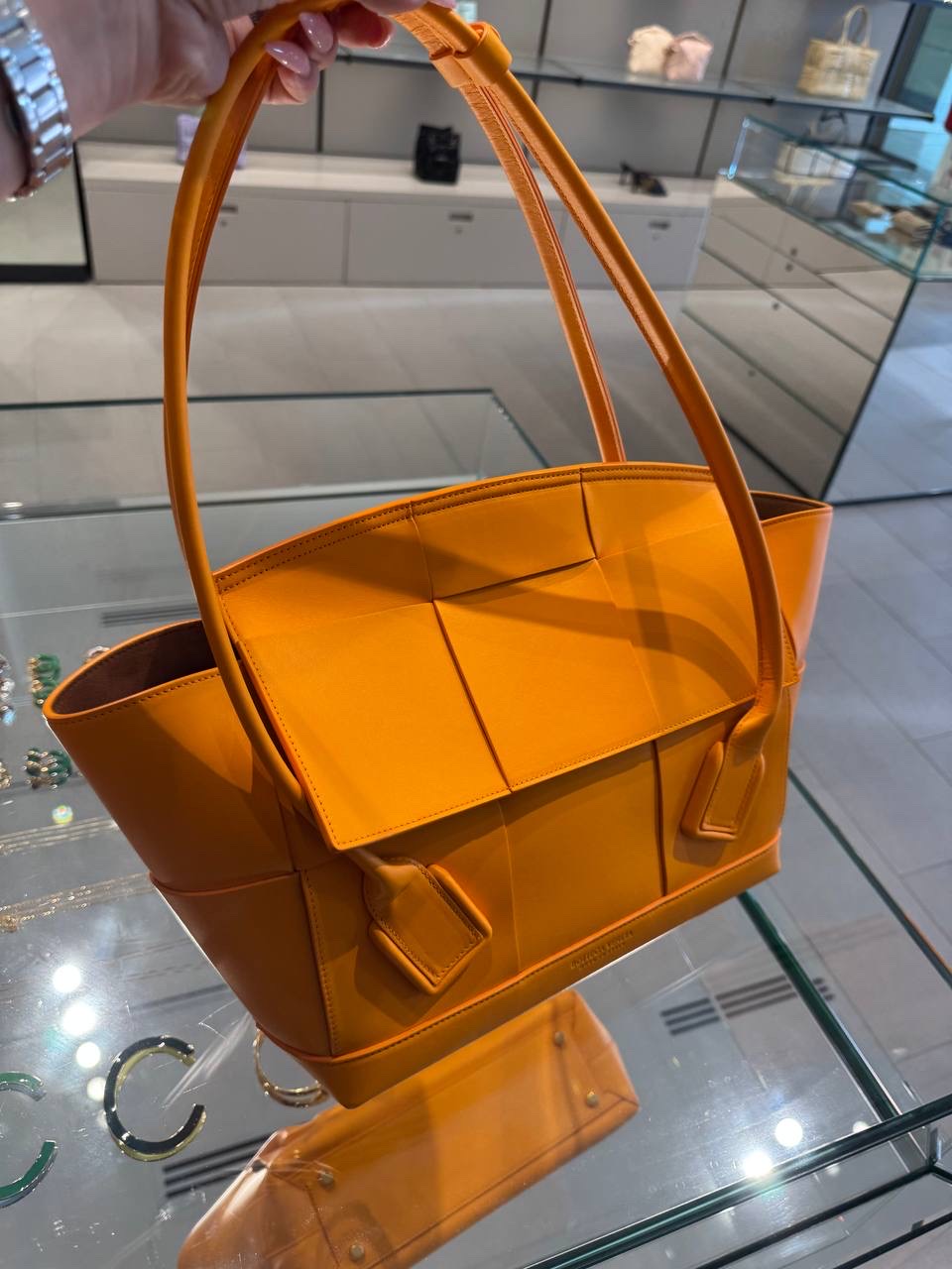 BOTTEGA VENETA Shoulder bags side view - Women's luxury Bags