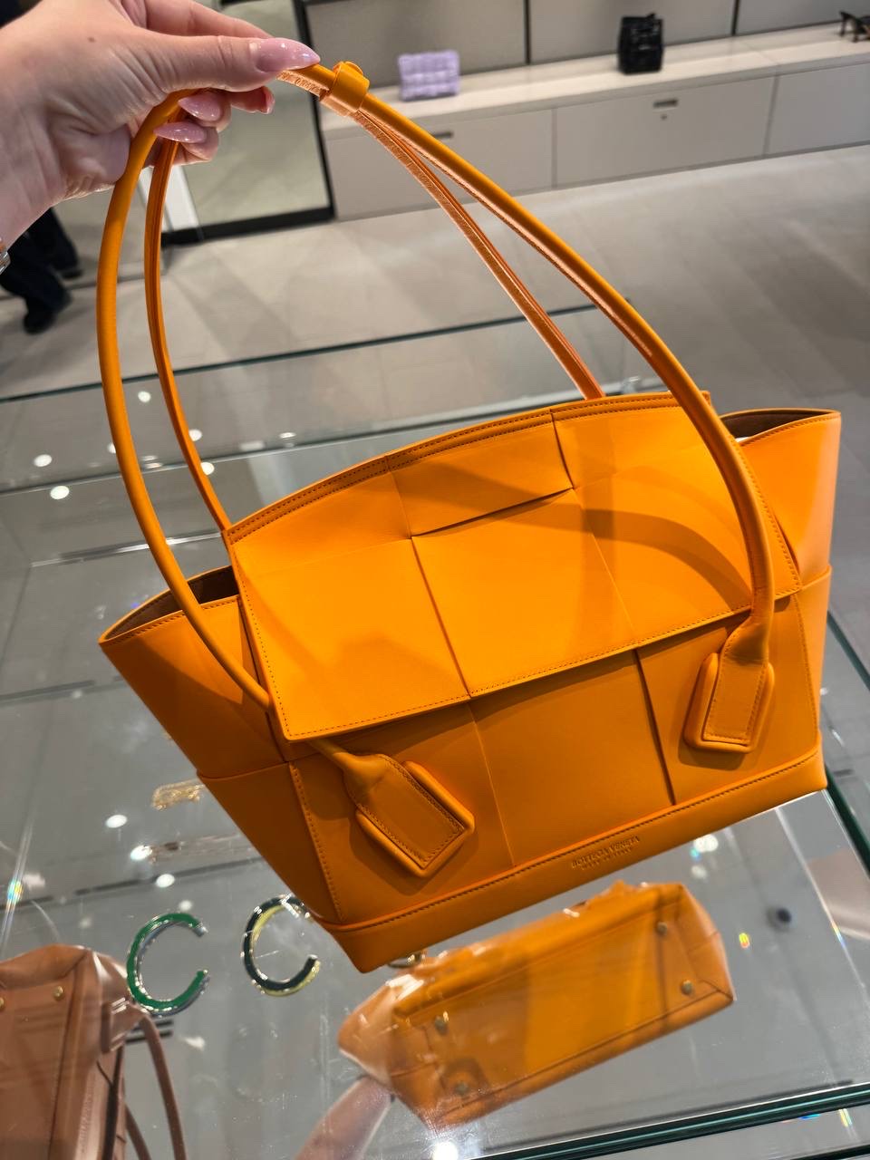 BOTTEGA VENETA Shoulder bags side view - Women's luxury Bags