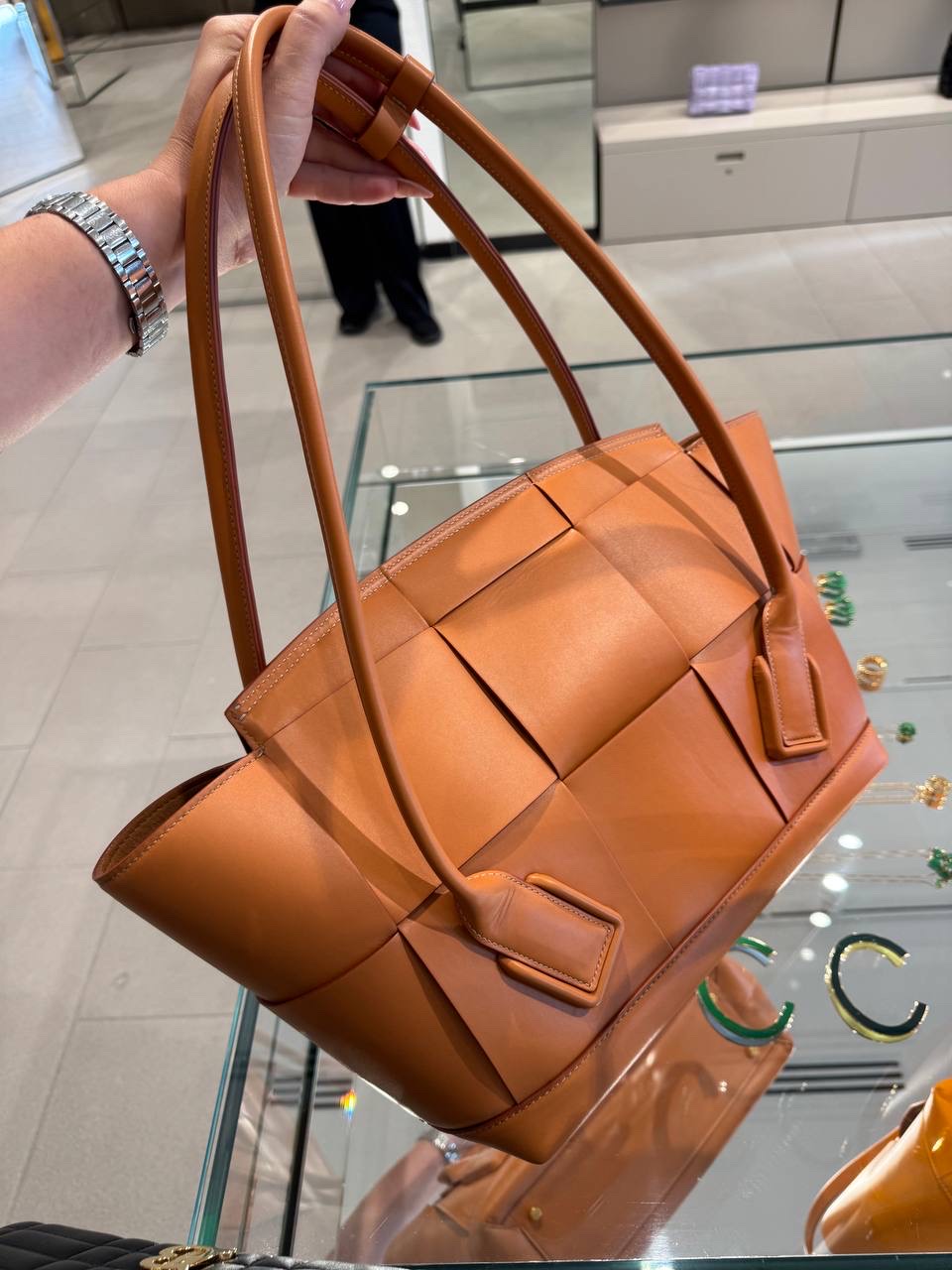 BOTTEGA VENETA Shoulder bags side view - Women's luxury Bags