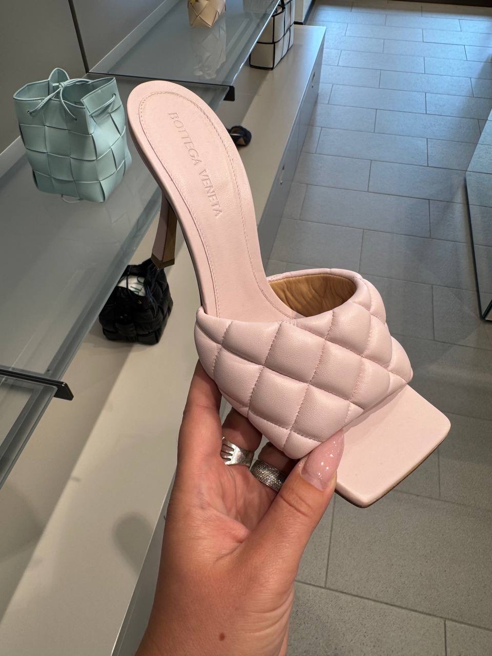 BOTTEGA VENETA Sandals side view - Women's luxury Shoes