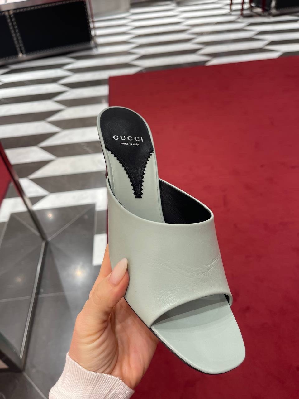 GUCCI Sandals side view - Women's luxury Shoes
