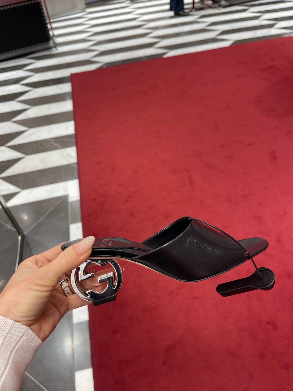 GUCCI Sandals front view - Women's luxury Shoes