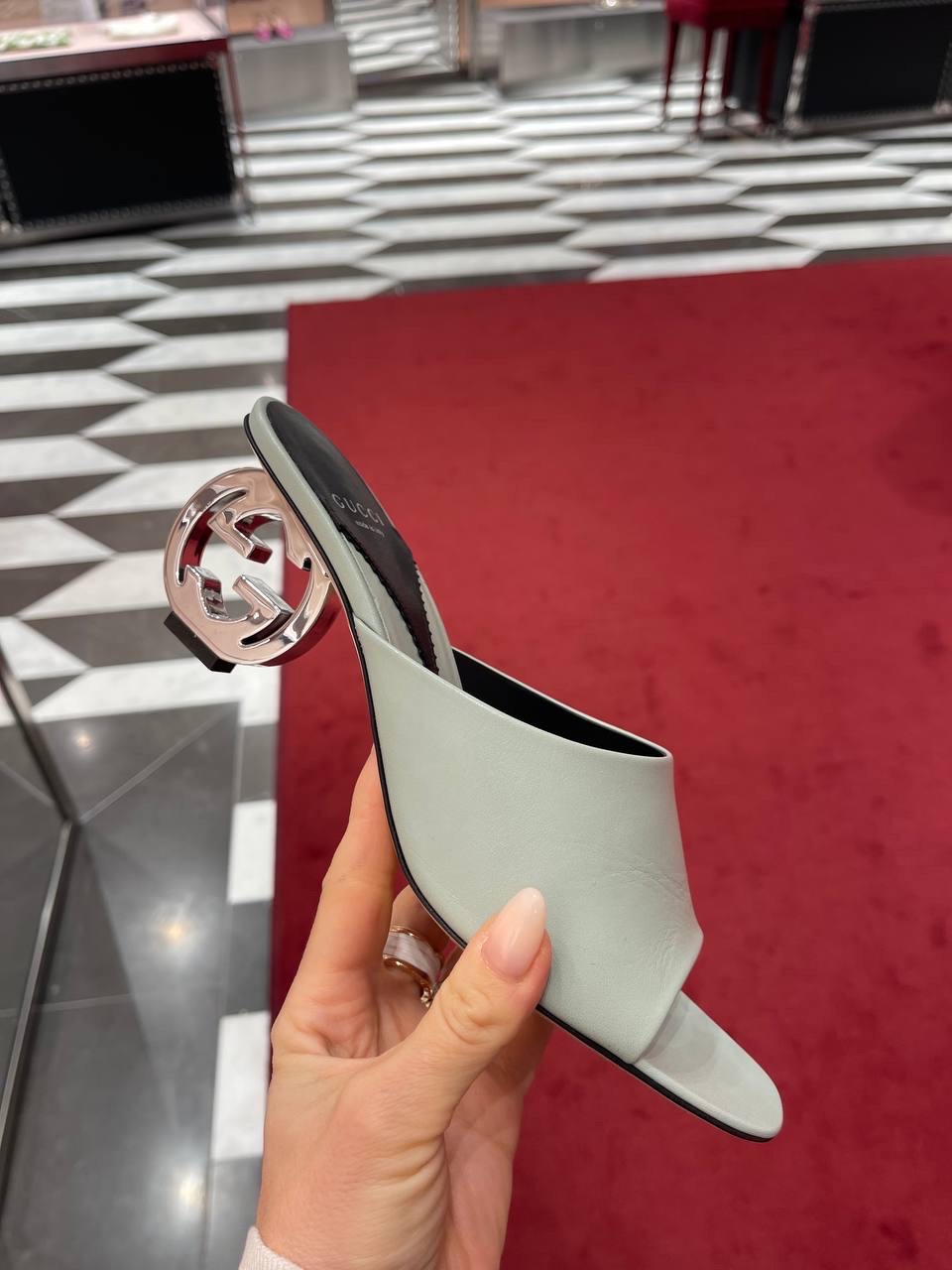 GUCCI Sandals side view - Women's luxury Shoes