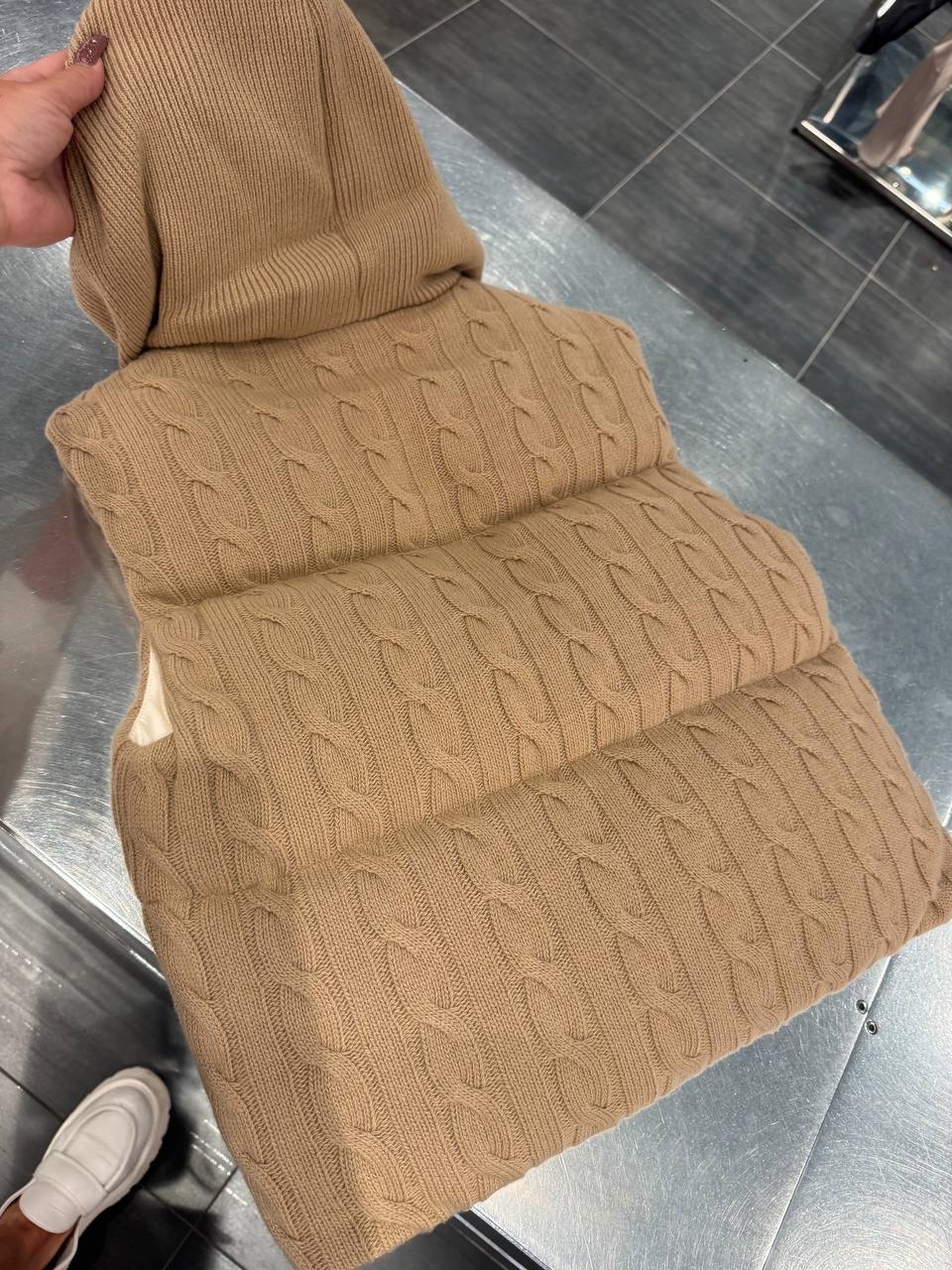 MIU MIU Gilets side view - Women luxury Clothes