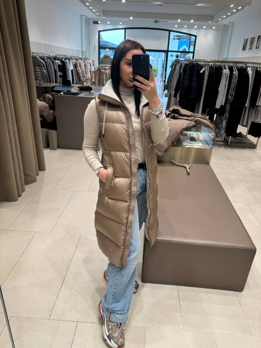 PESERICO Gilets side view - Women's luxury Clothes