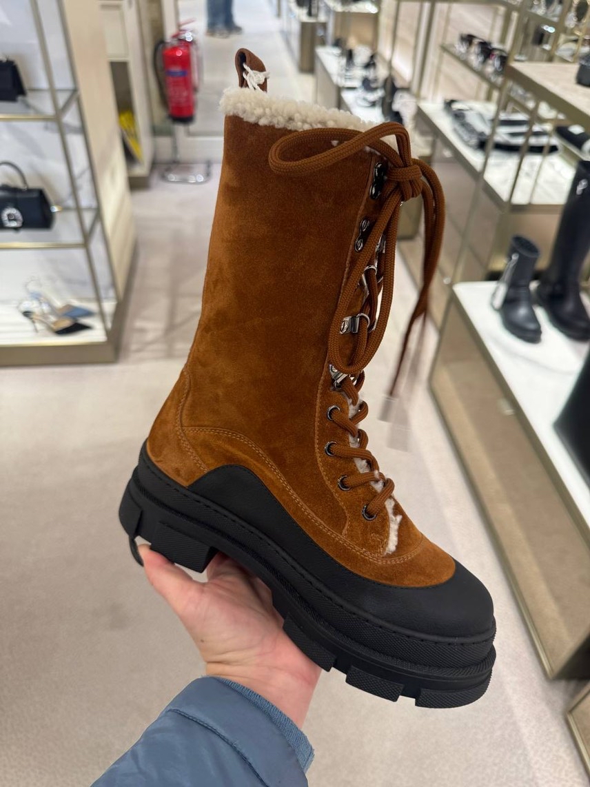 JIMMY CHOO Boots side view - Women's luxury Shoes