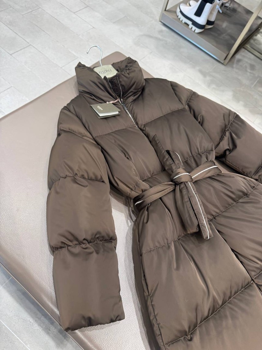 PESERICO Down jacket side view - Women's luxury Clothes