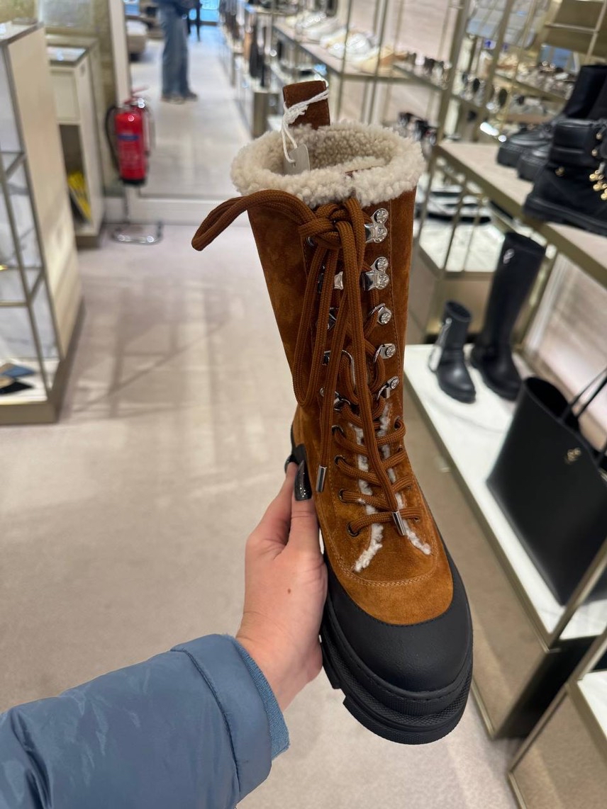 JIMMY CHOO Boots side view - Women's luxury Shoes