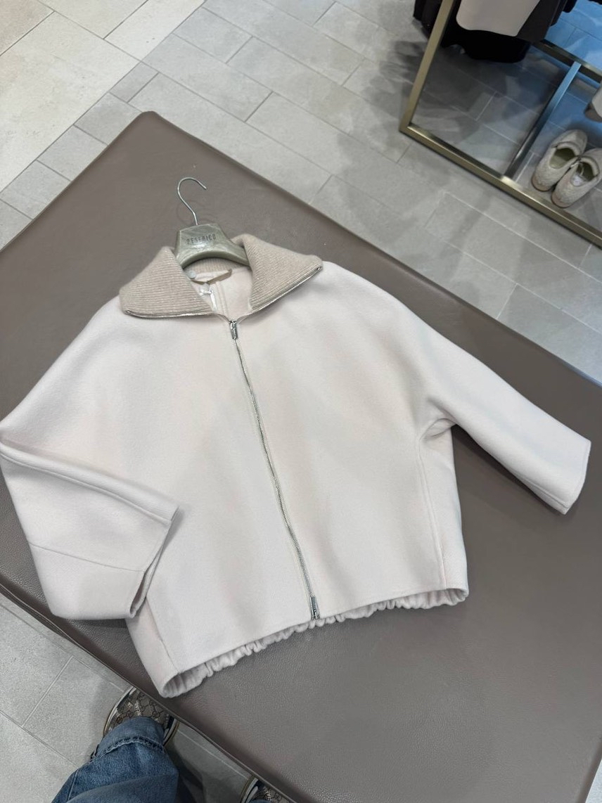 PESERICO Jackets side view - Women's luxury Clothes