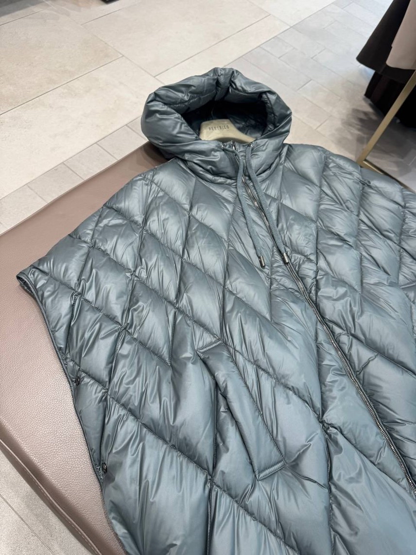 PESERICO Down jacket side view - Women's luxury Clothes