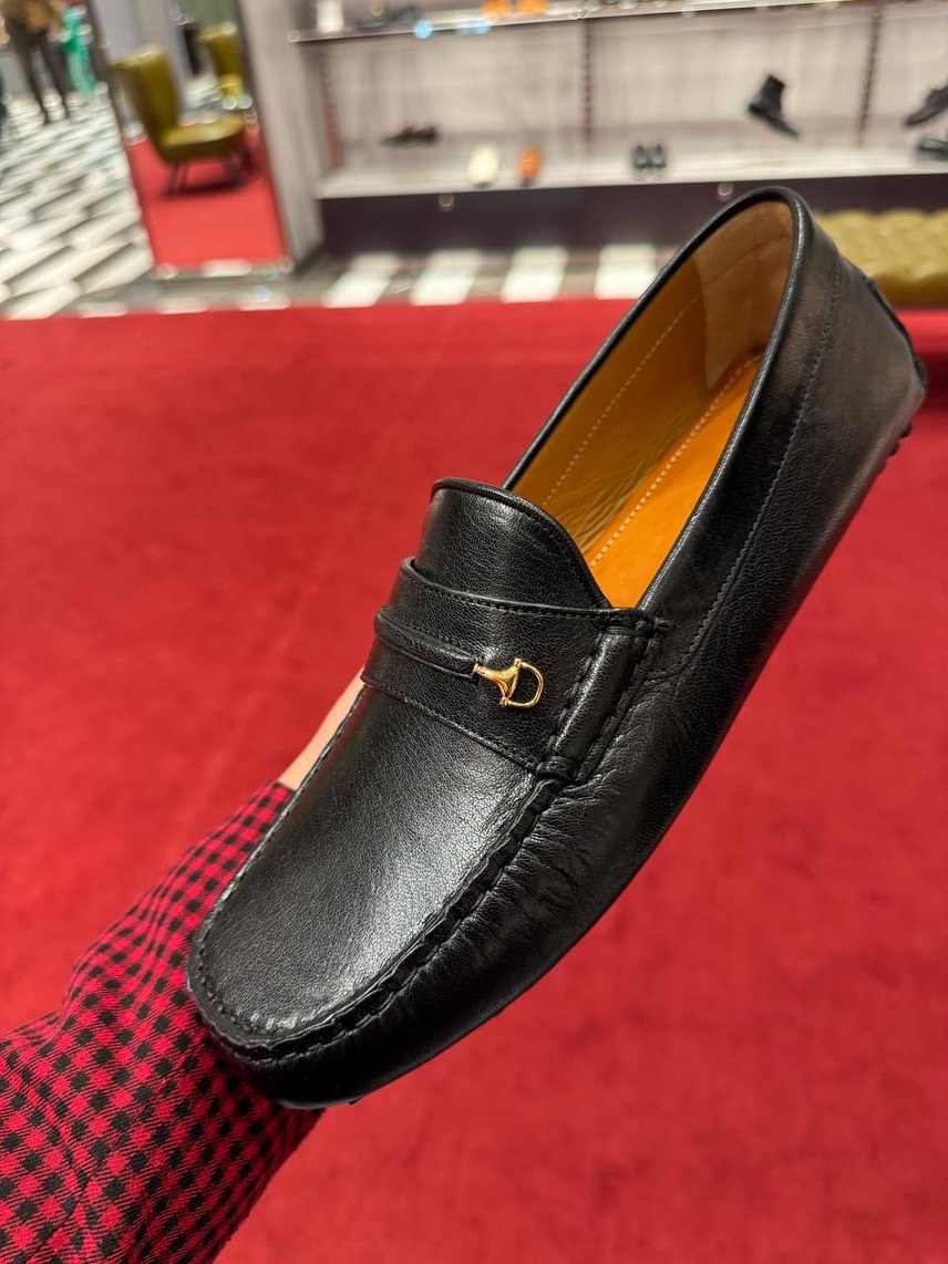 GUCCI Moccasins front view - Men's luxury Shoes