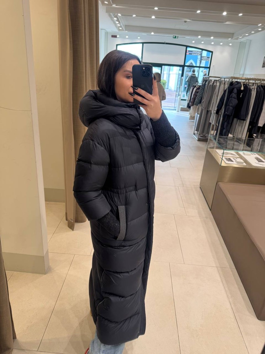 PESERICO Down jacket side view - Women's luxury Clothes