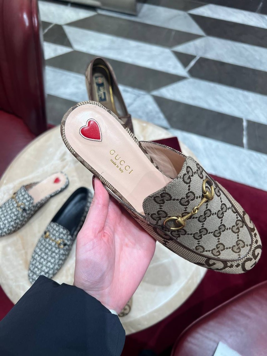 GUCCI Mules side view - Women's luxury Shoes