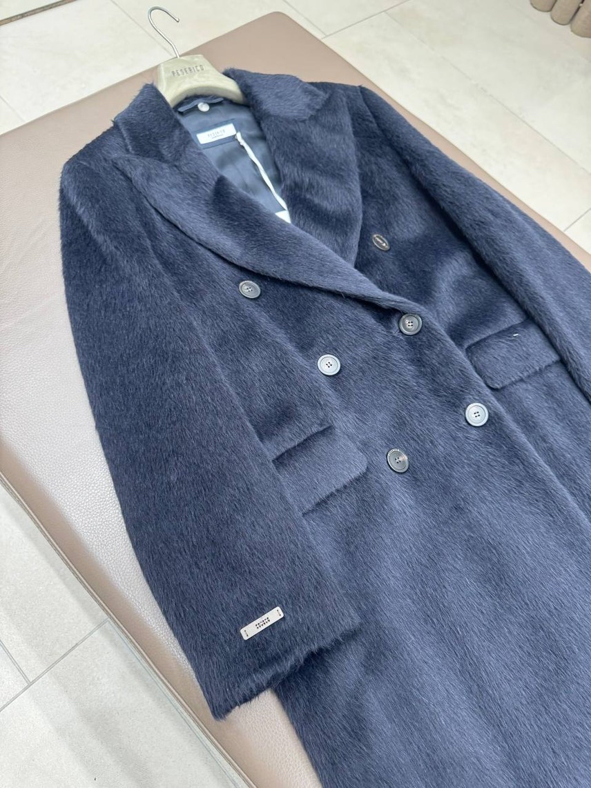 PESERICO Coats side view - Women's luxury Clothes
