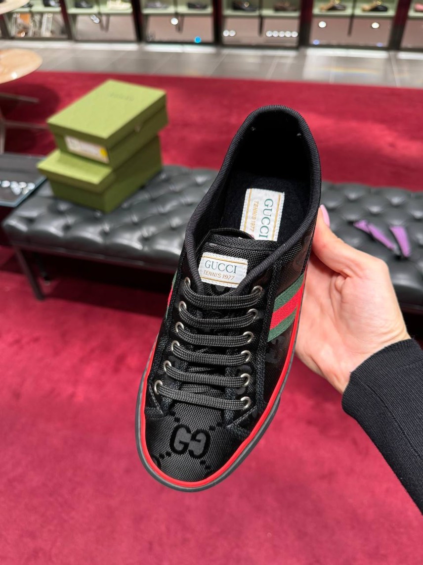 GUCCI Sneakers side view - Men's luxury Shoes