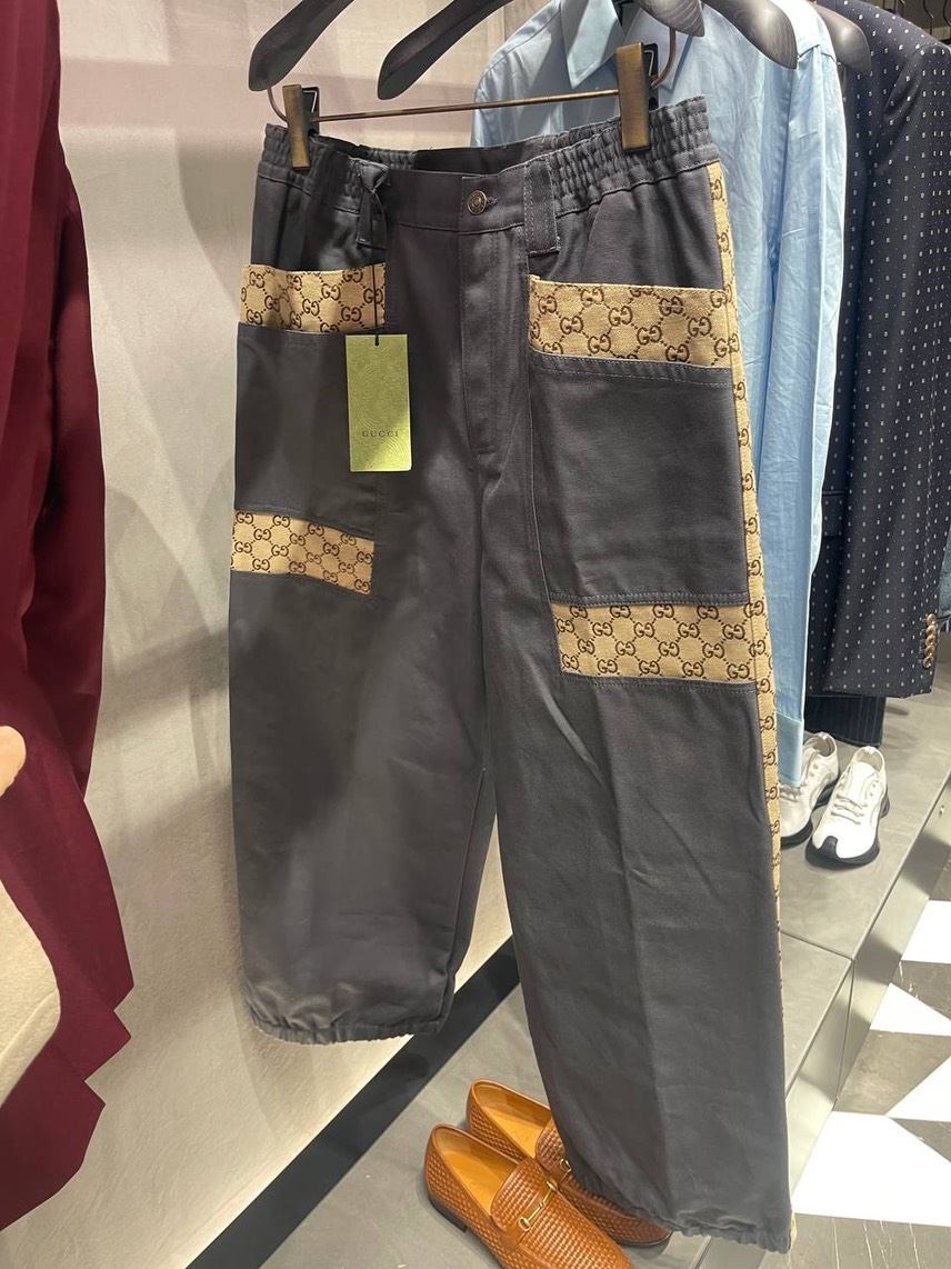 GUCCI Trousers side view - Men's luxury Clothes