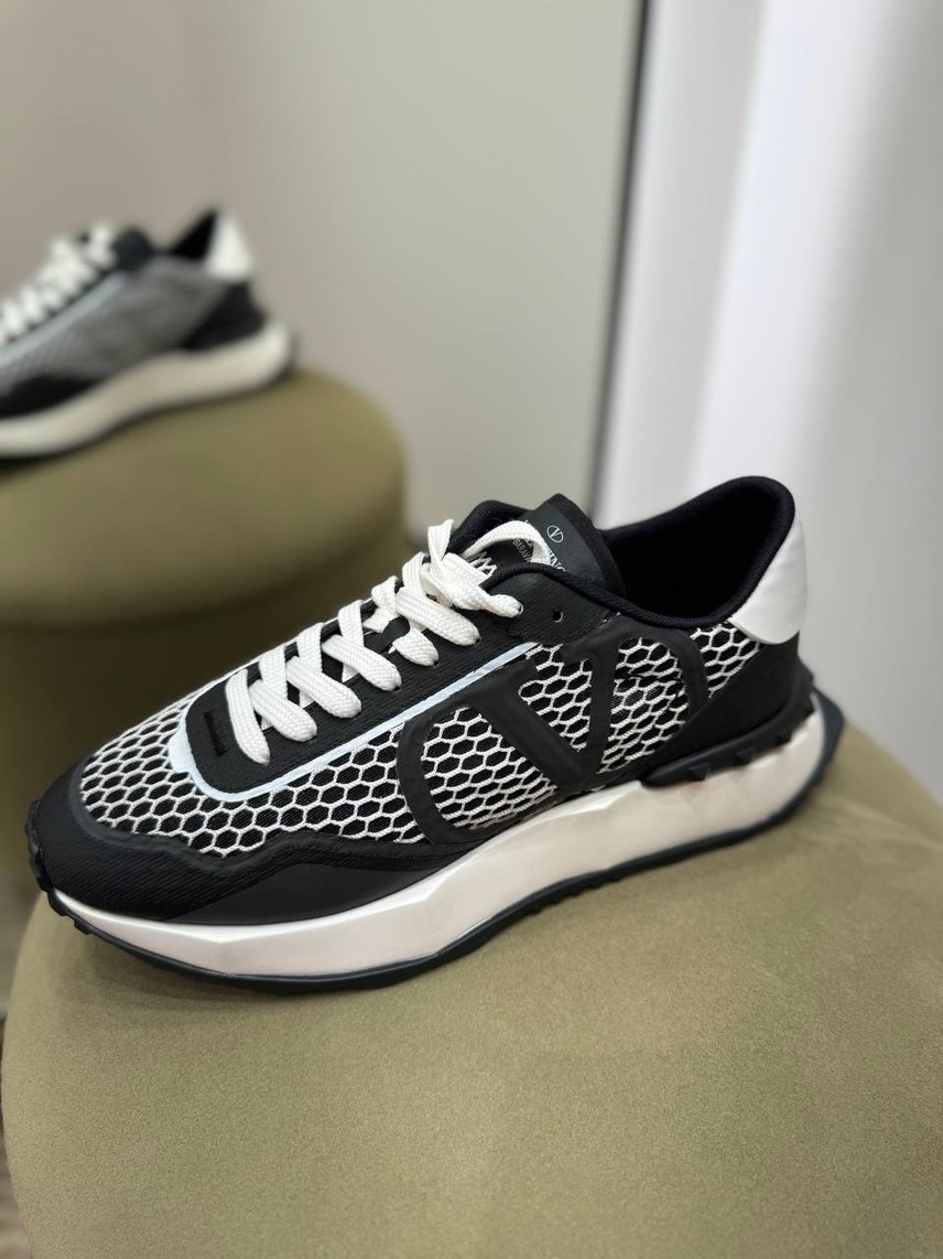 VALENTINO GARAVANI Sneakers side view - Men's luxury Shoes