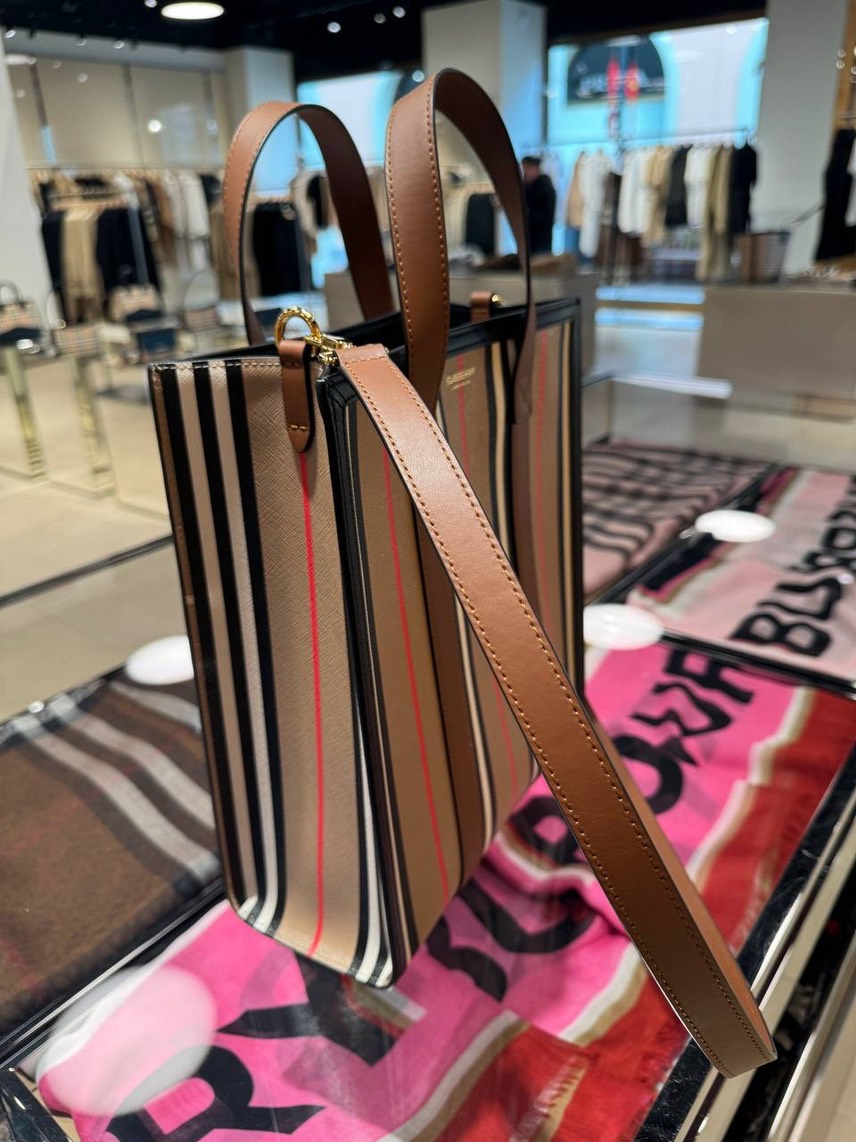BURBERRY Crossbody bags side view - Women's luxury Bags
