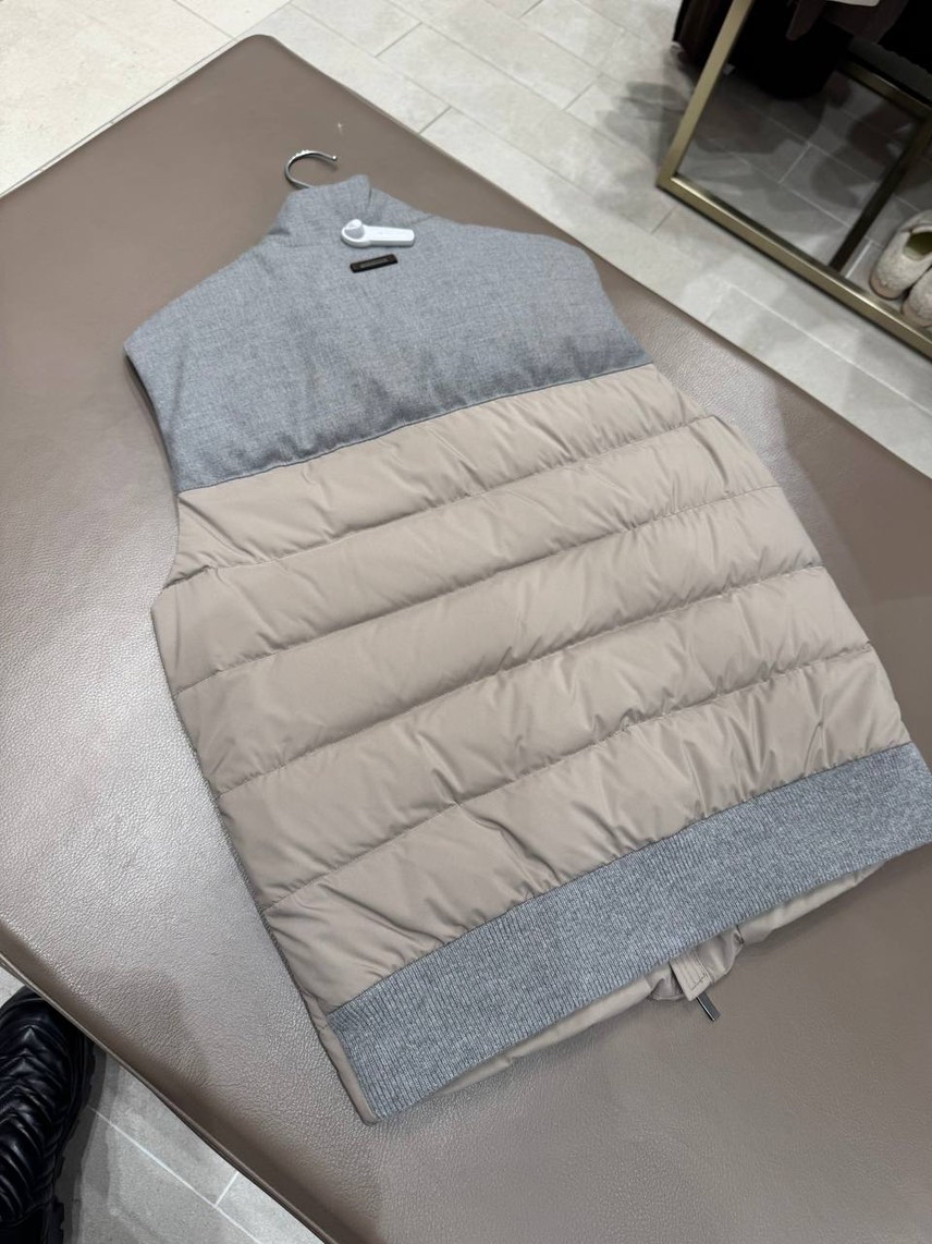 PESERICO Gilets side view - Men's luxury Clothes
