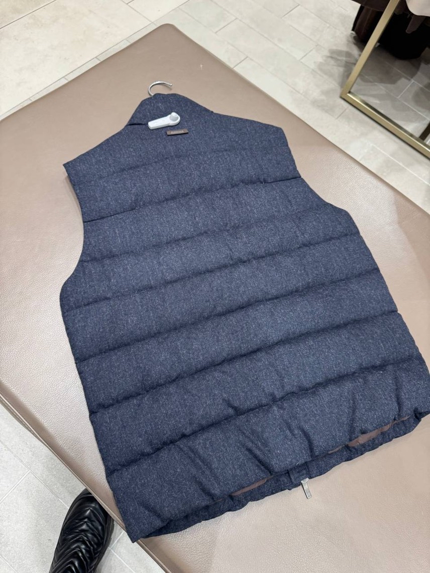 PESERICO Gilets side view - Men's luxury Clothes