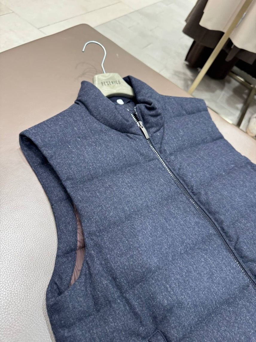 PESERICO Gilets side view - Men's luxury Clothes