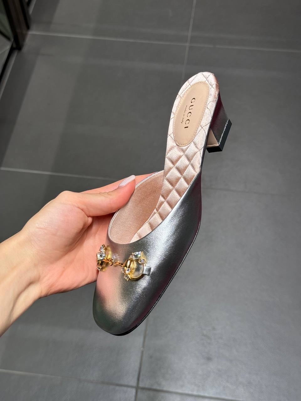 GUCCI Mules front view - Women's luxury Shoes