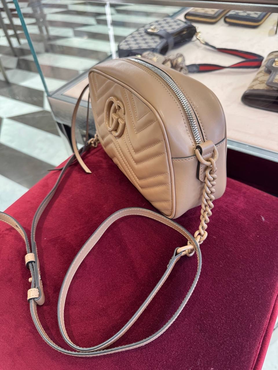 GUCCI Crossbody bags side view - Women's luxury Bags