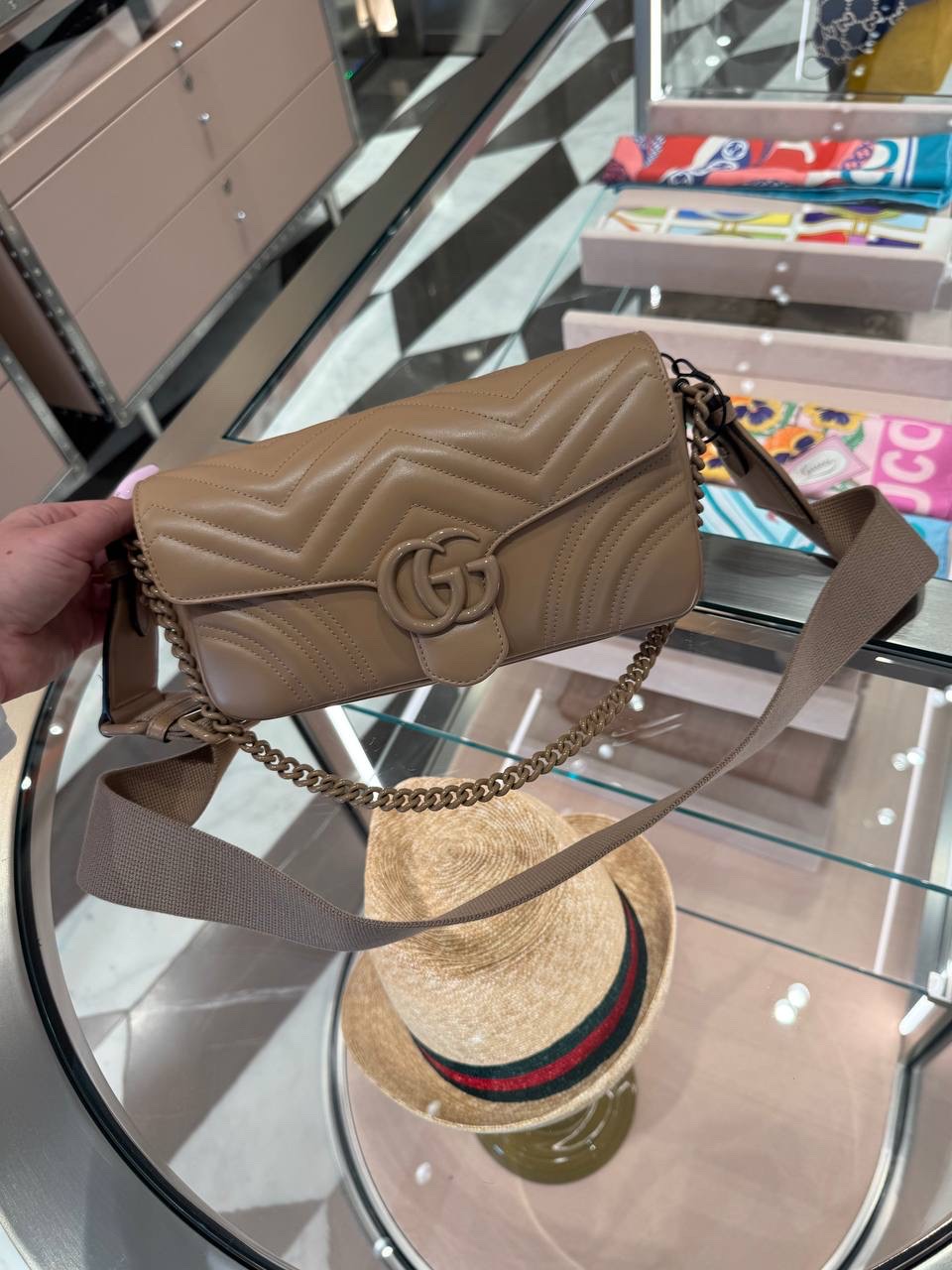 GUCCI Crossbody bags side view - Women's luxury Bags