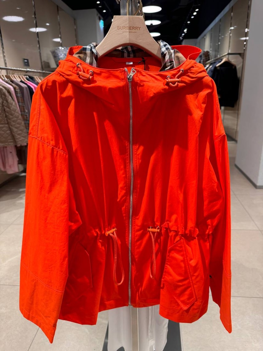 BURBERRY Jackets side view - Women's luxury Clothes